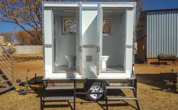 Public Toilet Culture Comparison: Mobile Toilet Design Differences Across Countries